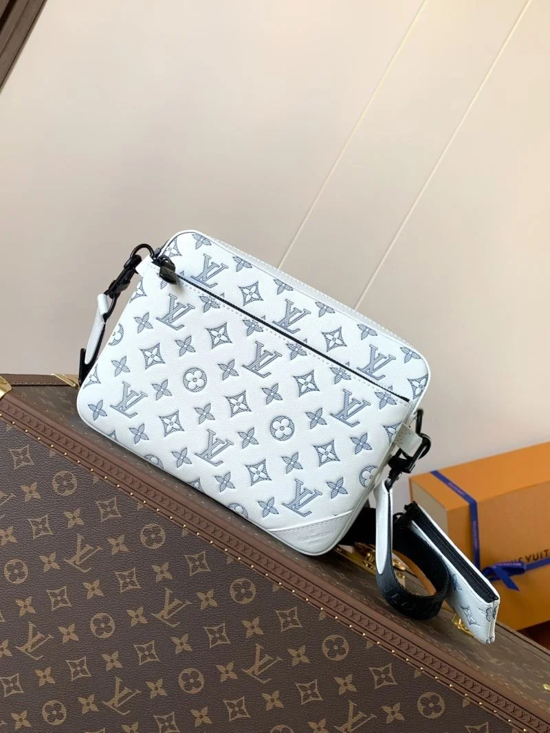Mens Louis Vuitton Satchel Bags FreshLook 43197