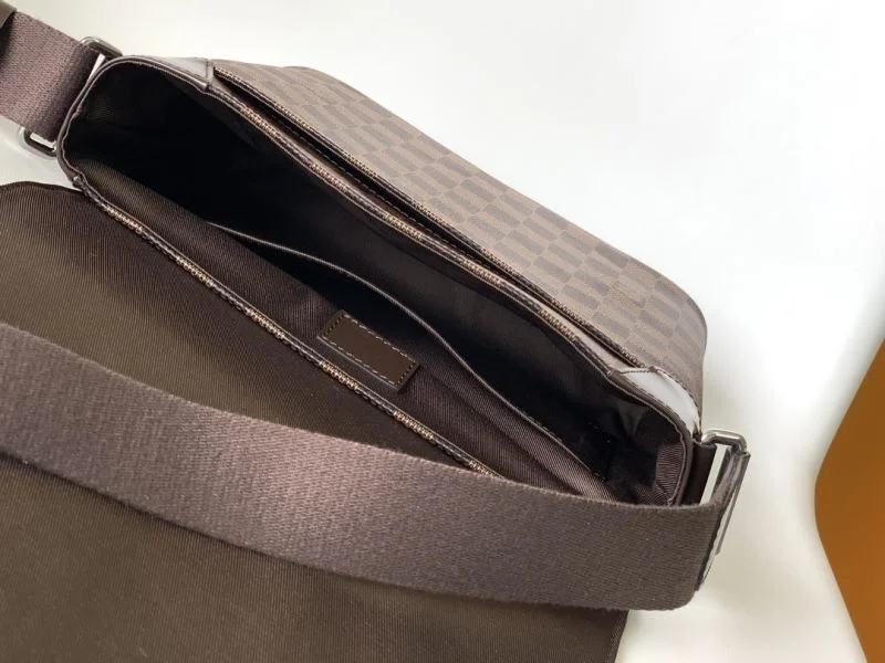 Effortless Mens Louis Vuitton Satchel Bags 42047