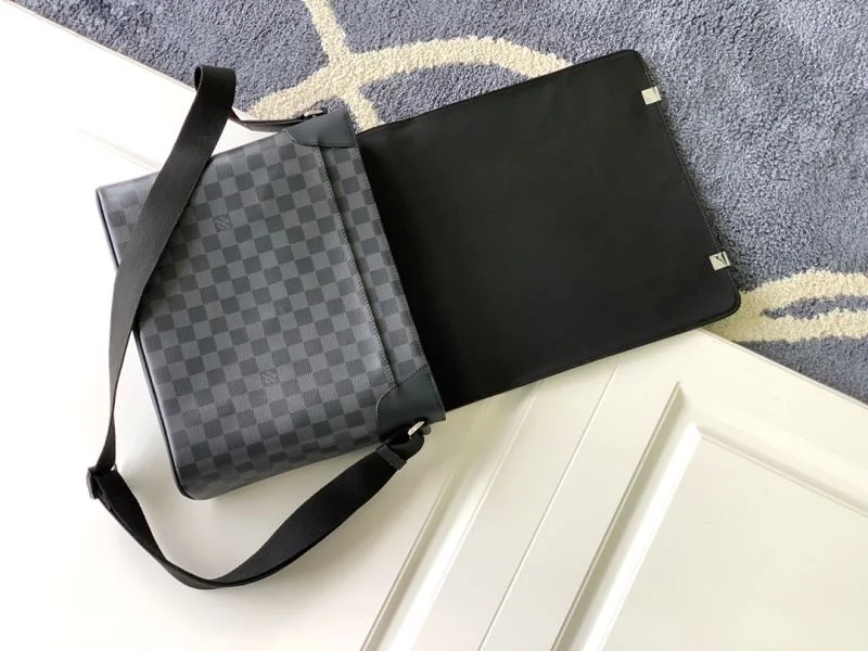 Mens Louis Vuitton Satchel Bags Cozy 42058