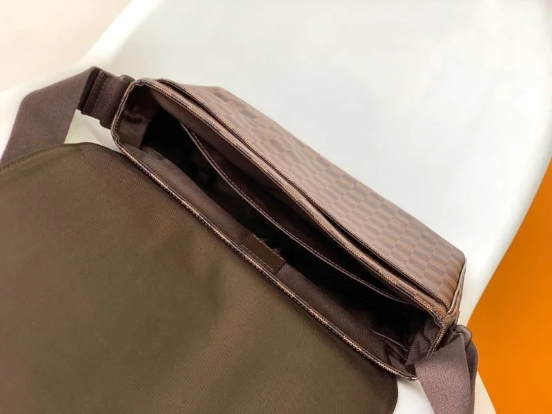 Mens Louis Vuitton Satchel Bags Sophisticated 42054