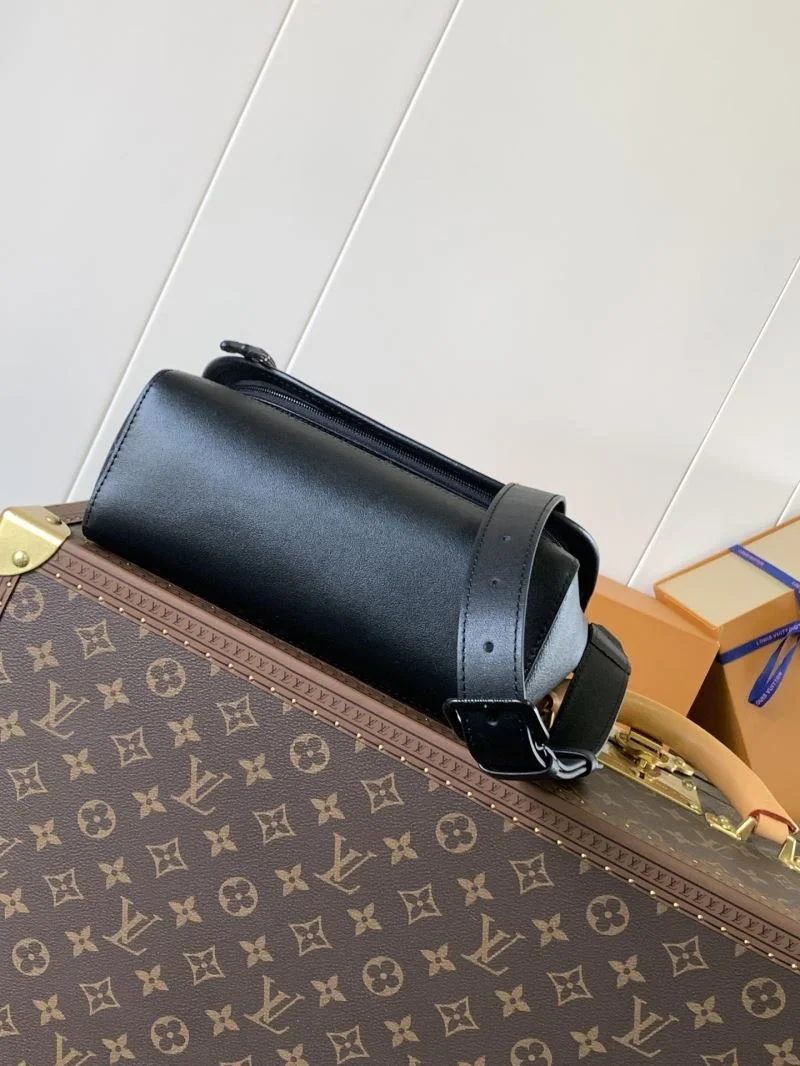 Mens Louis Vuitton Satchel Bags UrbanChic 42031