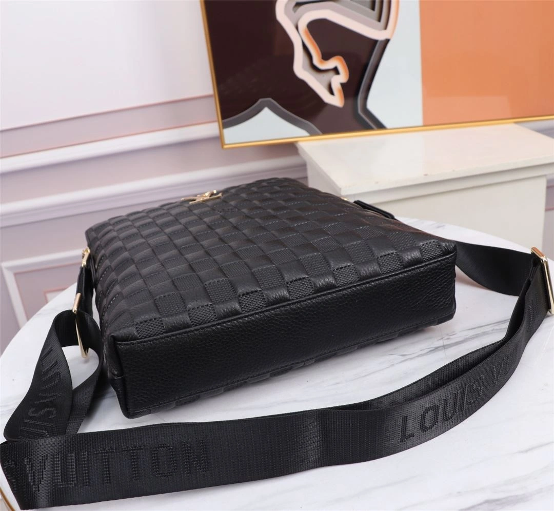 Mens Louis Vuitton Satchel Bags FashionForward 92700