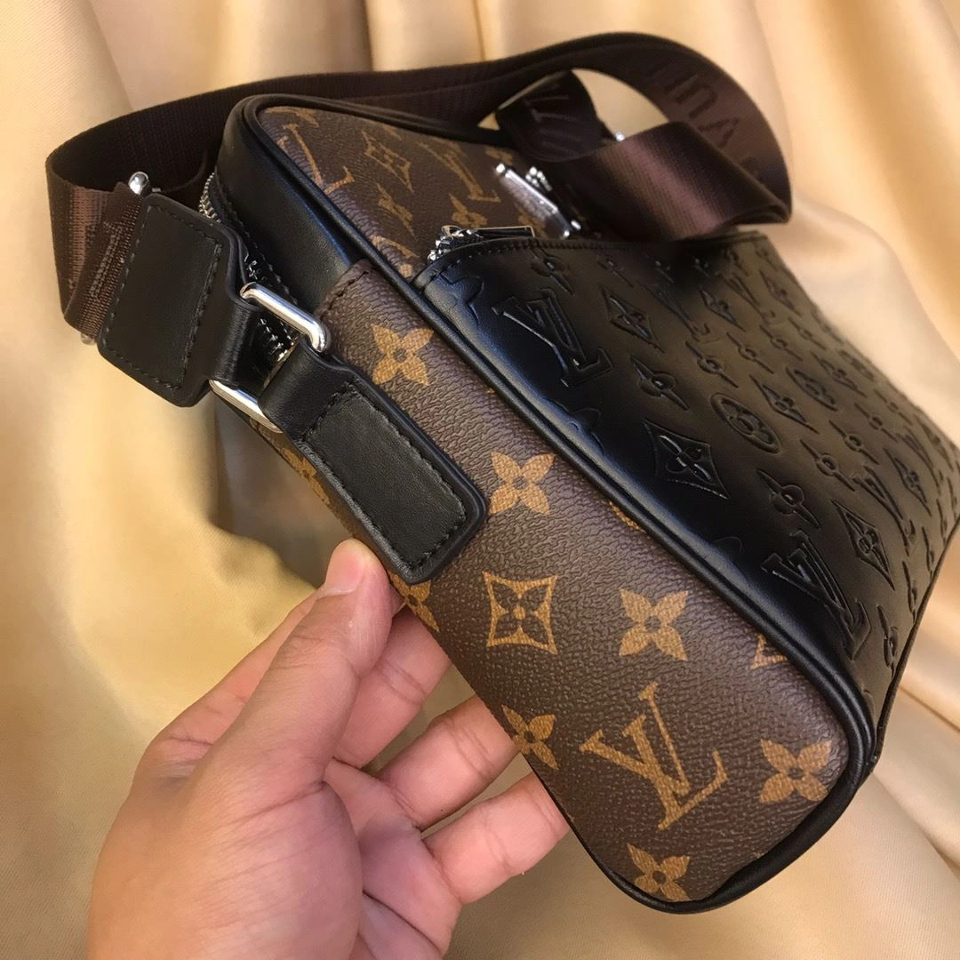 GoodFit Mens Louis Vuitton Satchel Bags 92698