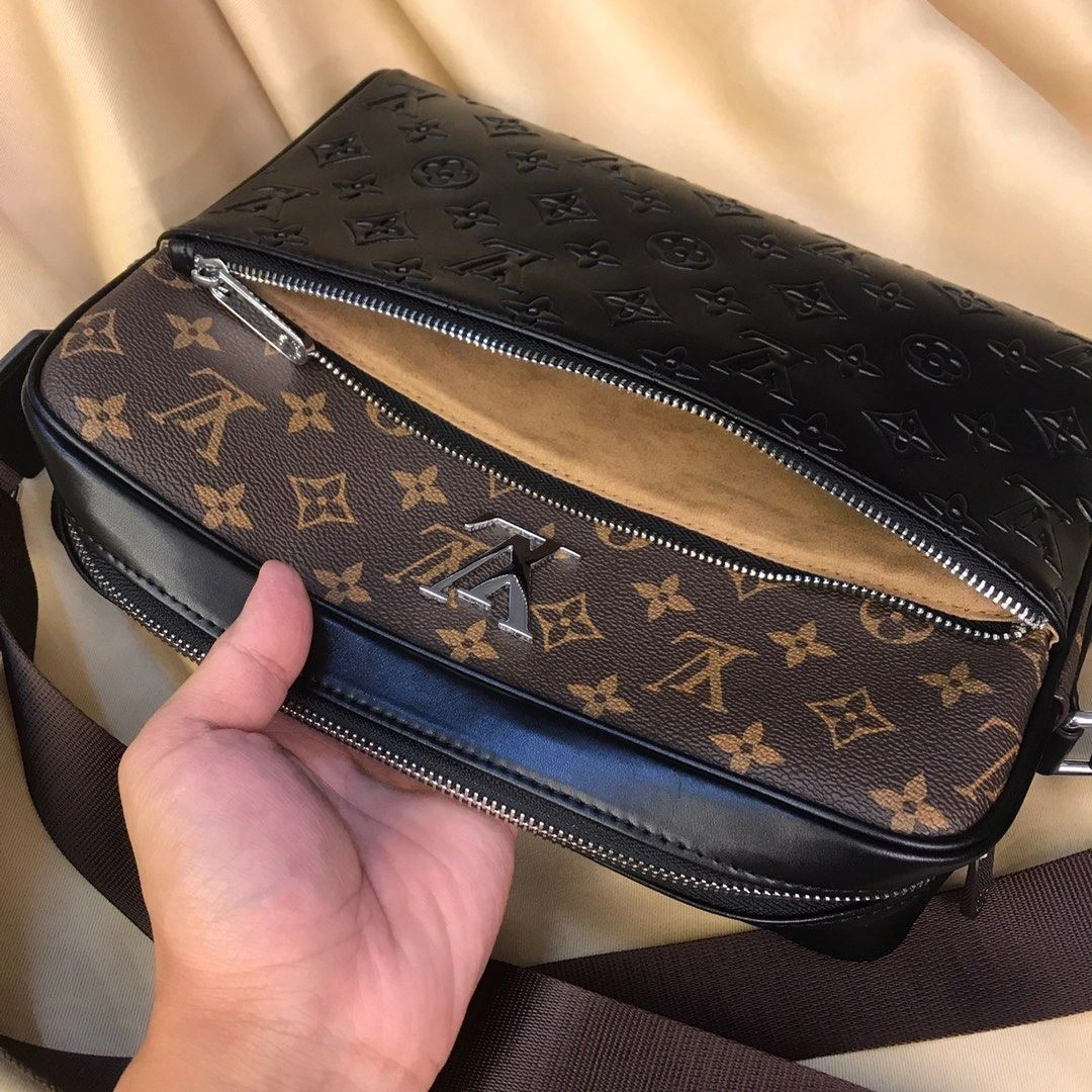 GoodFit Mens Louis Vuitton Satchel Bags 92698