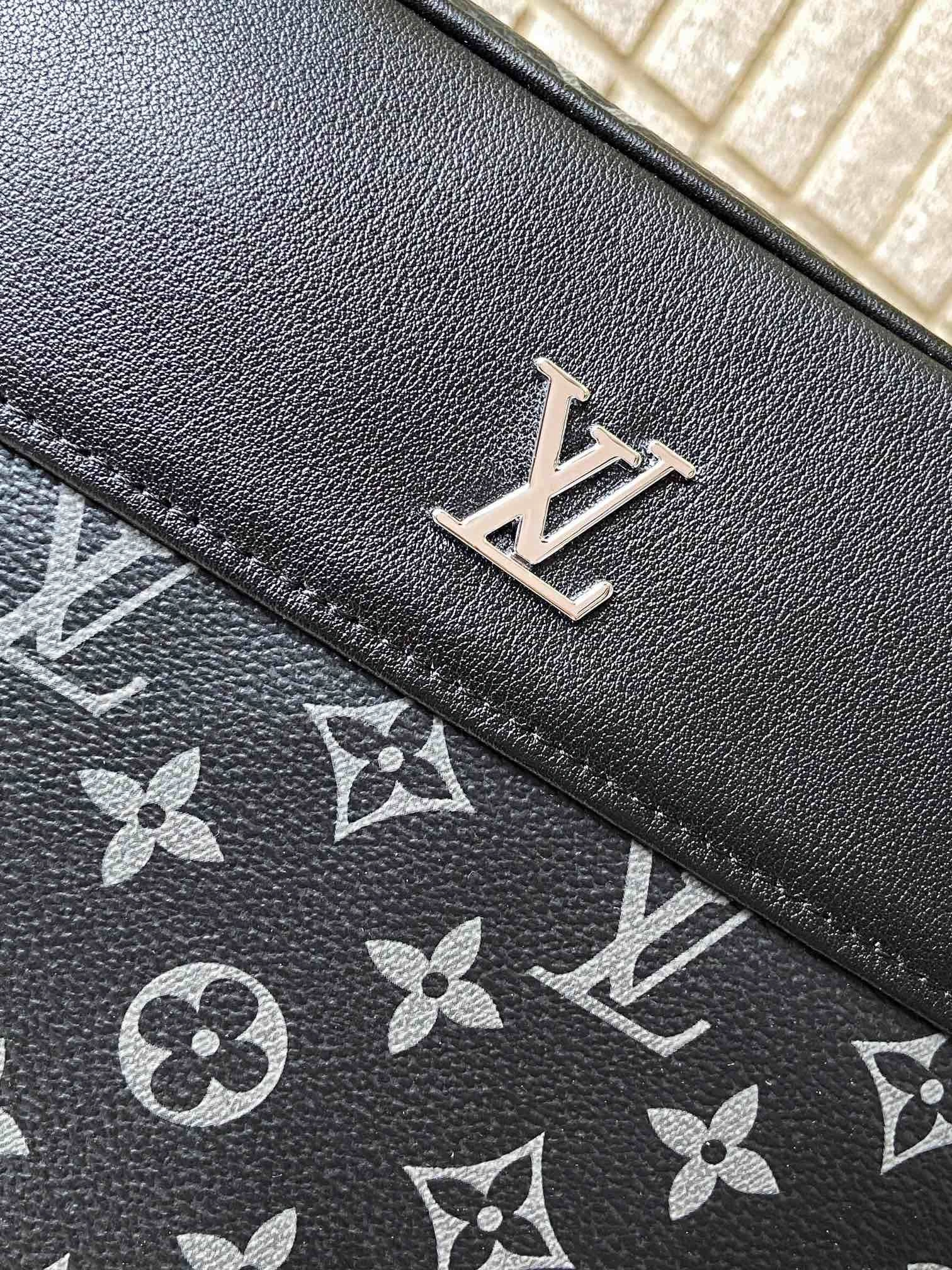 Mens Louis Vuitton Satchel Bags Sleek 92694