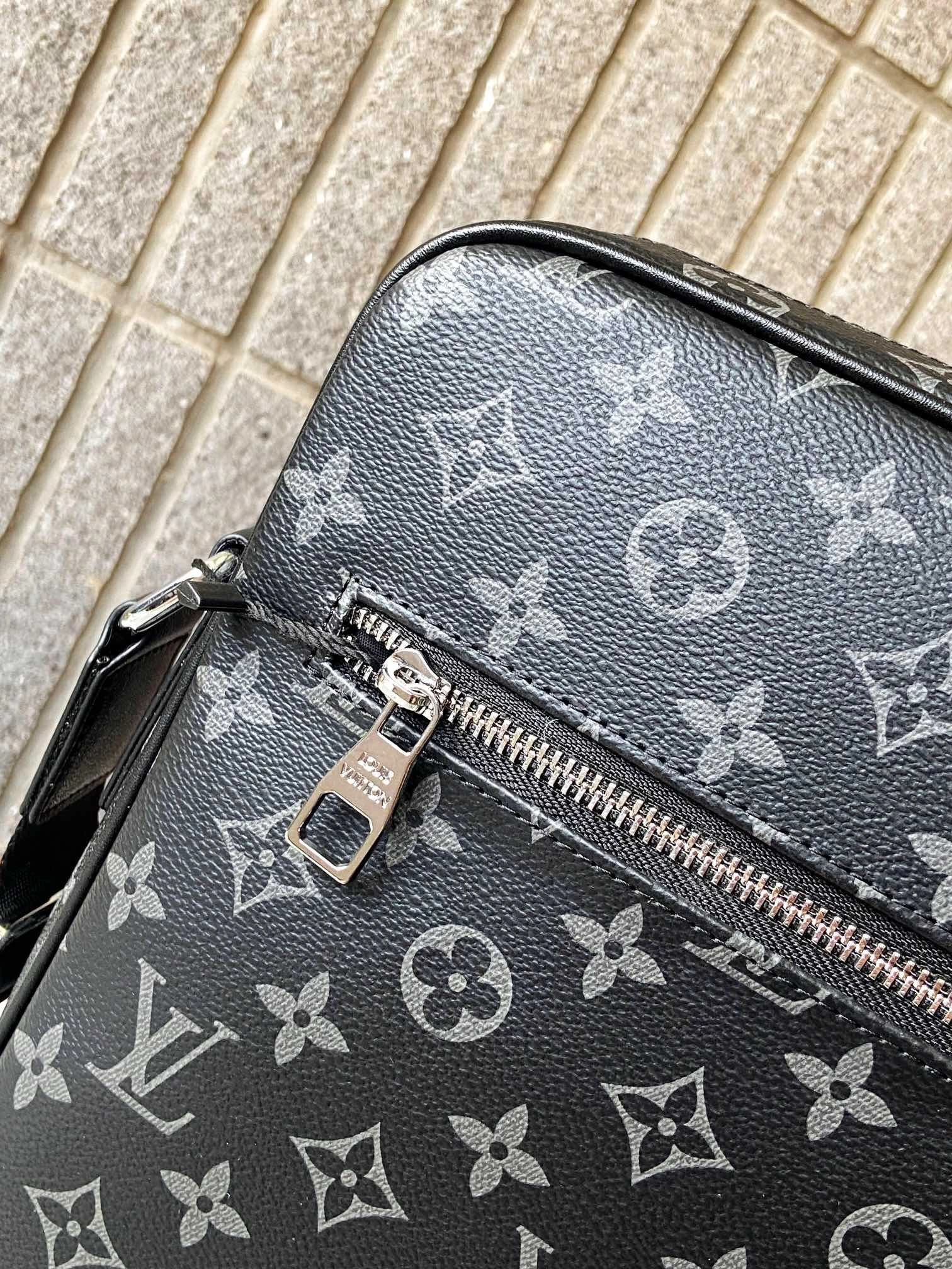 Mens Louis Vuitton Satchel Bags Sleek 92694