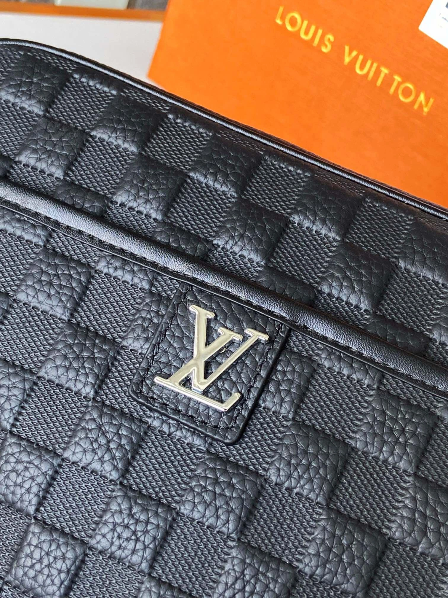 Comfortable Mens Louis Vuitton Satchel Bags 92712