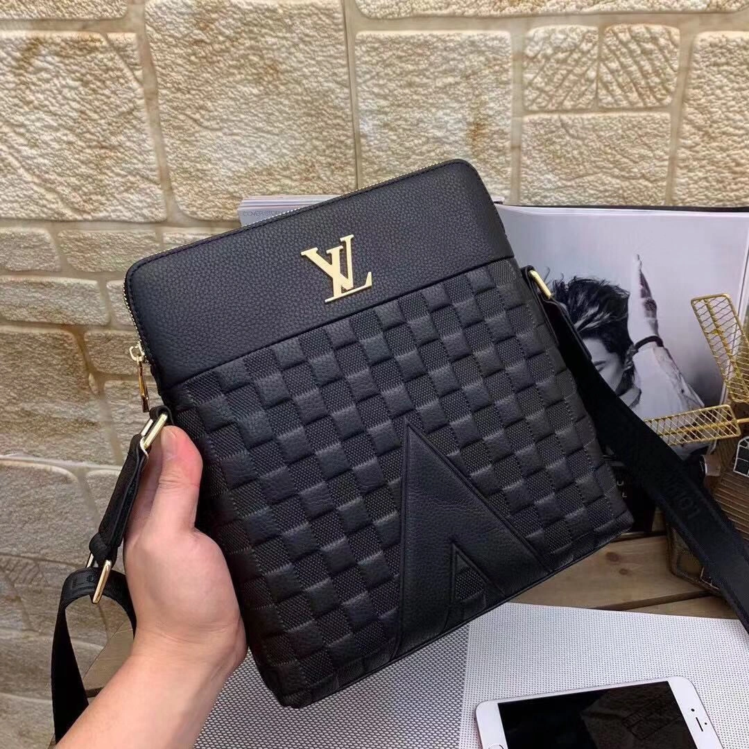 Contemporary Mens Louis Vuitton Satchel Bags 92693