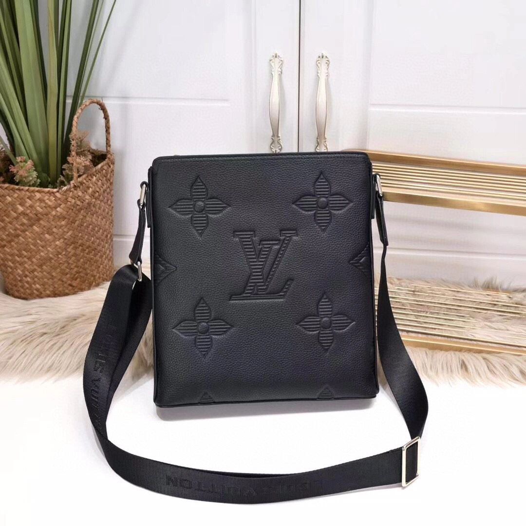 Sophisticated Mens Louis Vuitton Satchel Bags 92692