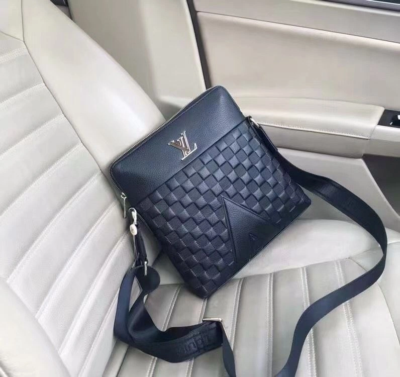 Mens Louis Vuitton Satchel Bags Minimalist 92706