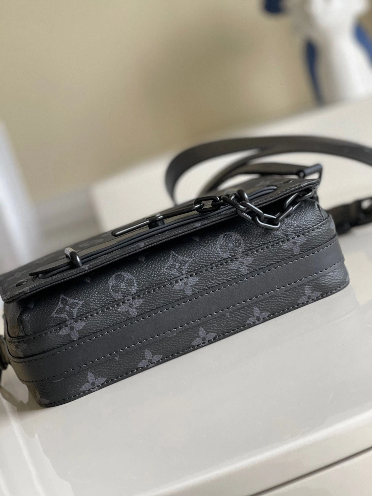 Mens Louis Vuitton Satchel Bags Trendy 92685