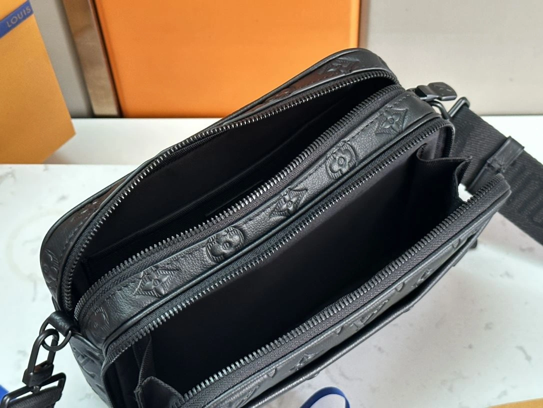Mens Louis Vuitton Satchel Bags Lightweight 91729