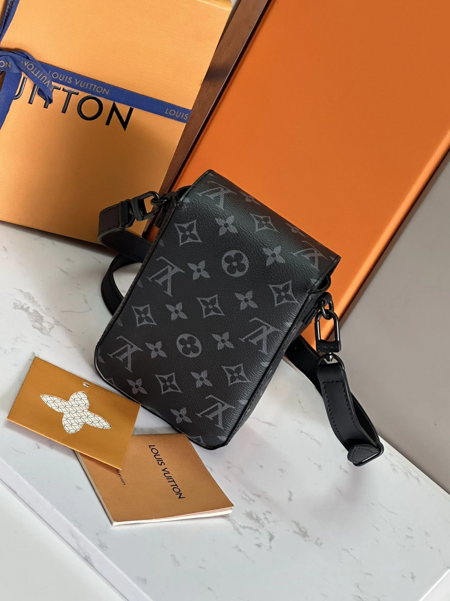 Mens Louis Vuitton Satchel Bags Comfortable 91750