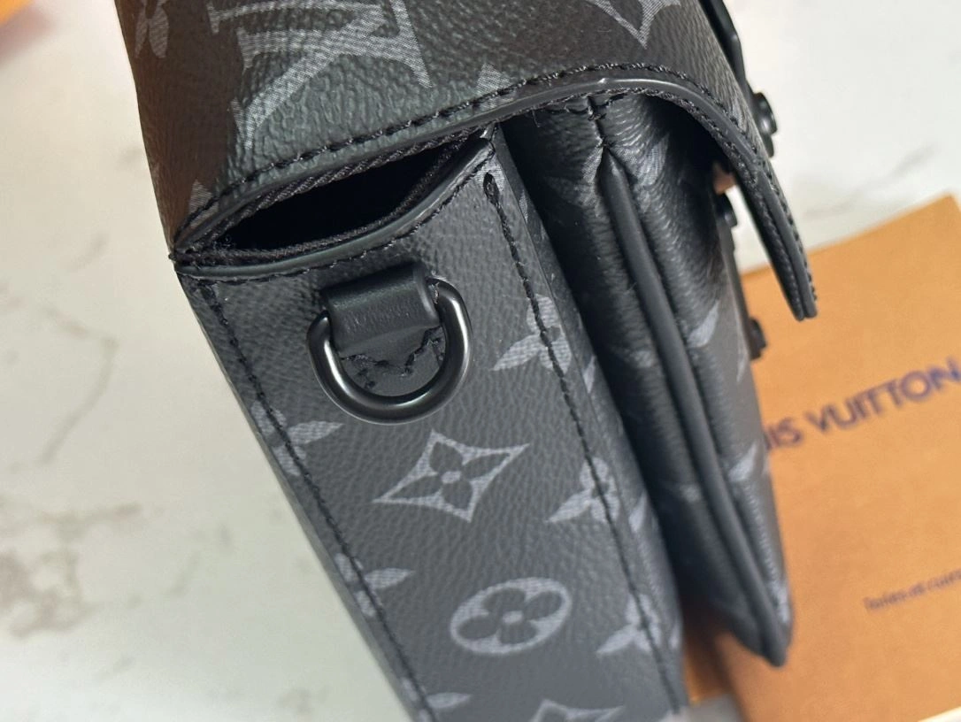 Mens Louis Vuitton Satchel Bags Comfortable 91750