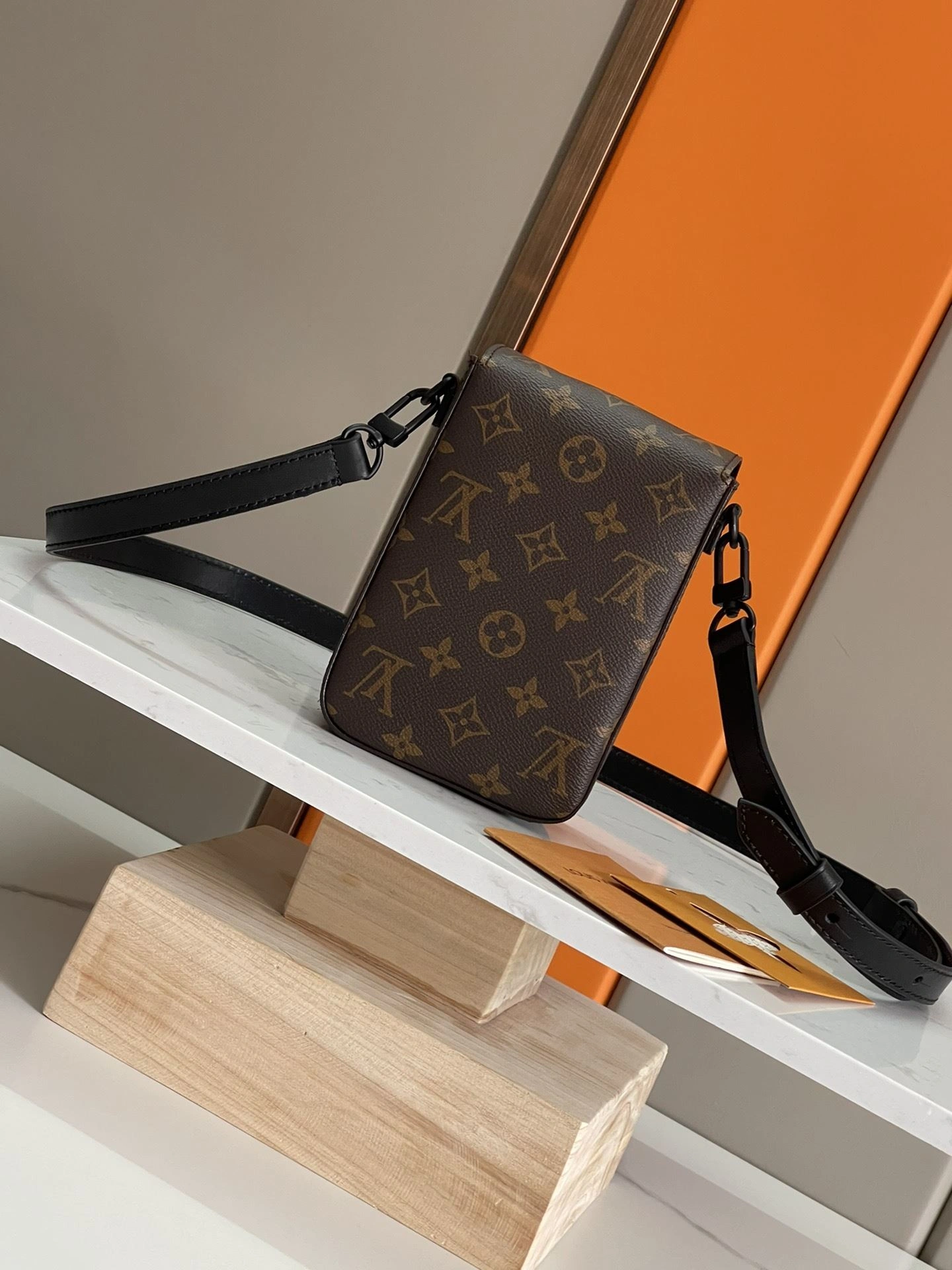 Mens Louis Vuitton Satchel Bags Sustainable 91722