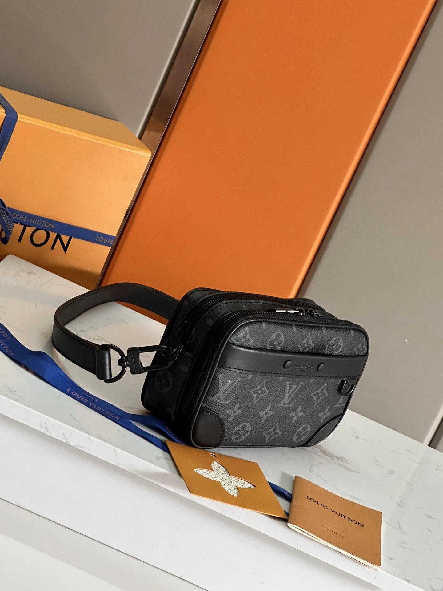 Mens Louis Vuitton Satchel Bags SmartChoice 91718