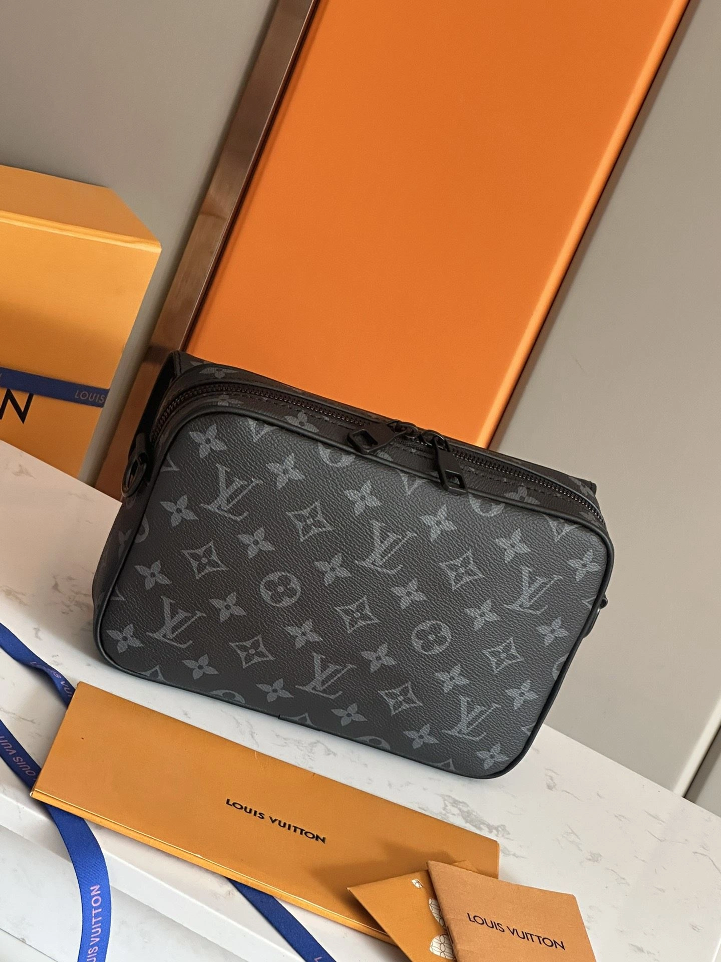 Mens Louis Vuitton Satchel Bags QuickDry 91713