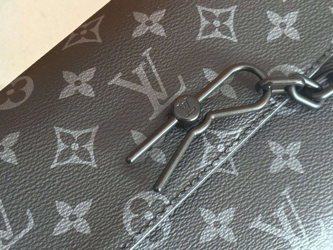 Mens Louis Vuitton Satchel Bags QuickDry 91713