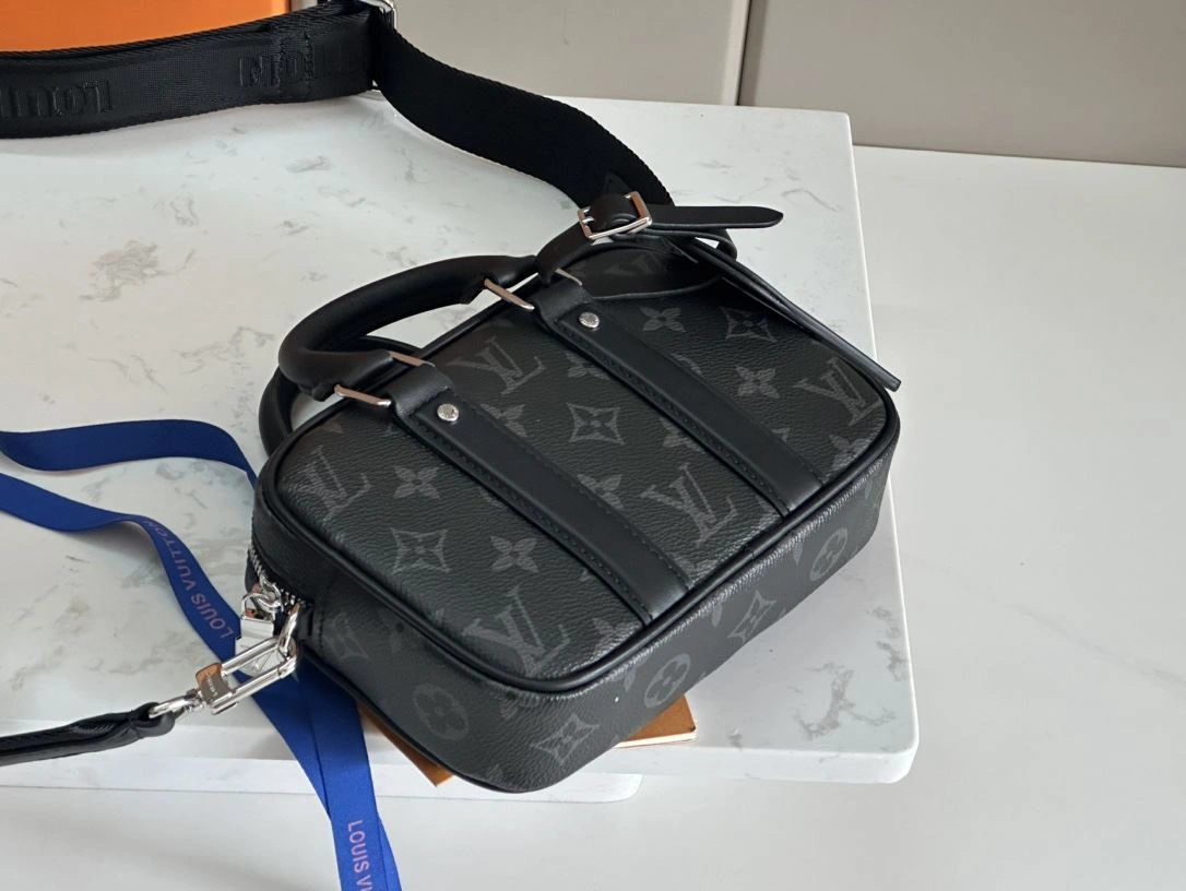 Mens Louis Vuitton Satchel Bags Casual 91710