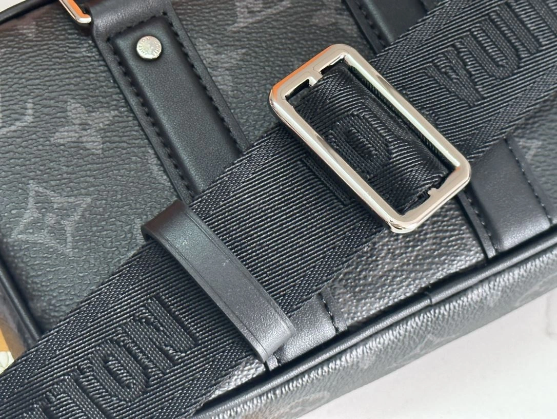 Mens Louis Vuitton Satchel Bags Casual 91710