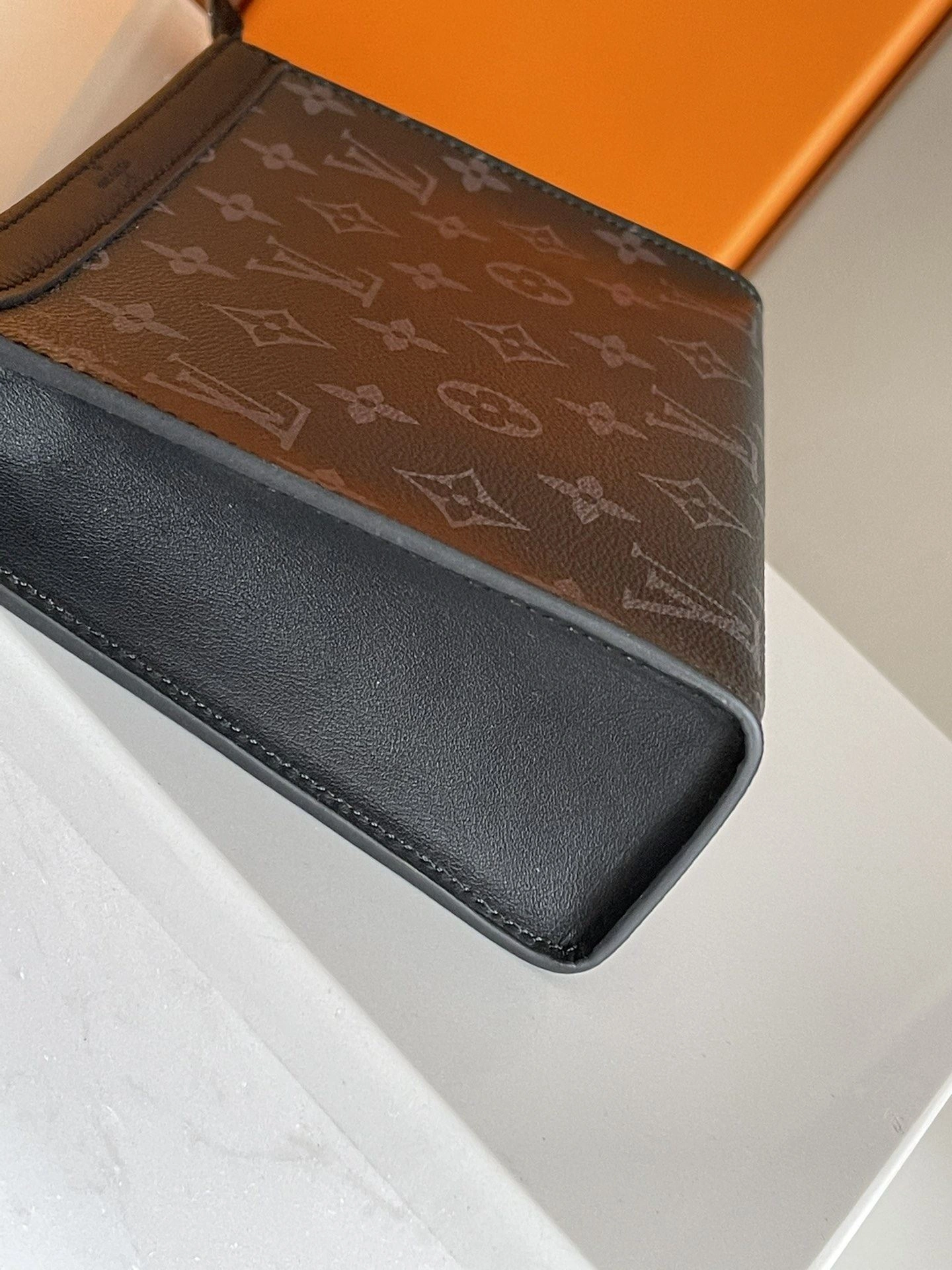 Mens Louis Vuitton Satchel Bags Affordable 91706