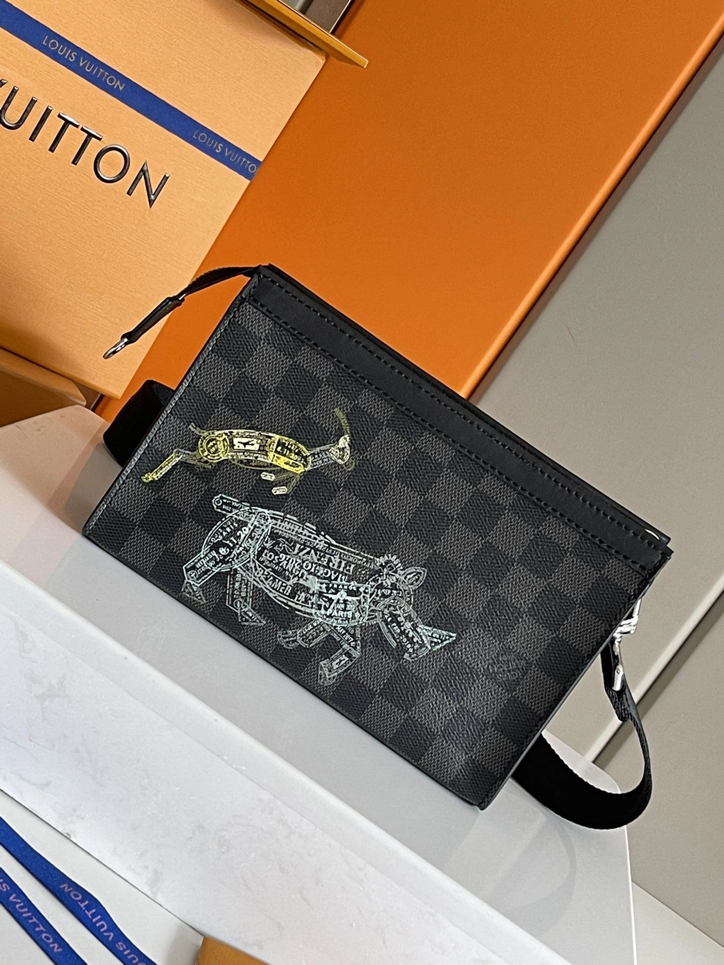 Mens Louis Vuitton Satchel Bags Resilient 91705
