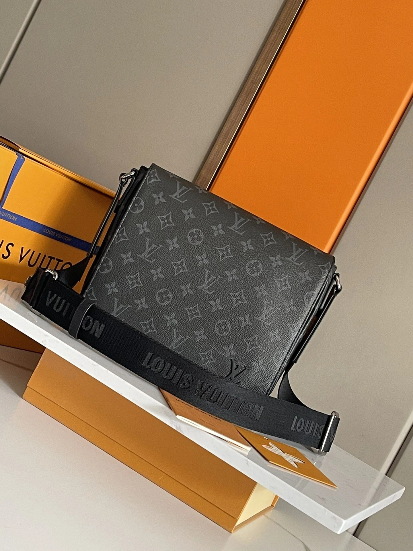 Mens Louis Vuitton Satchel Bags Breathable 91733