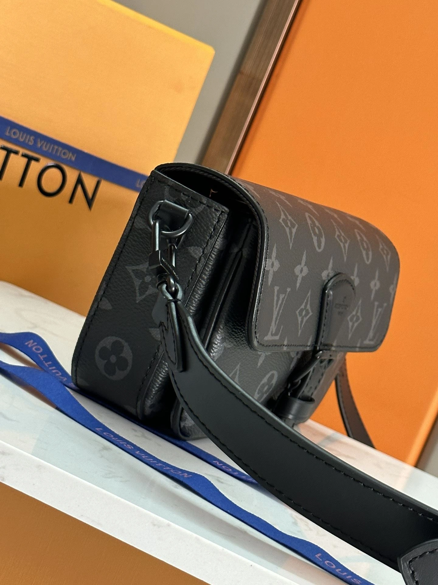 Comfortable Mens Louis Vuitton Satchel Bags 91697