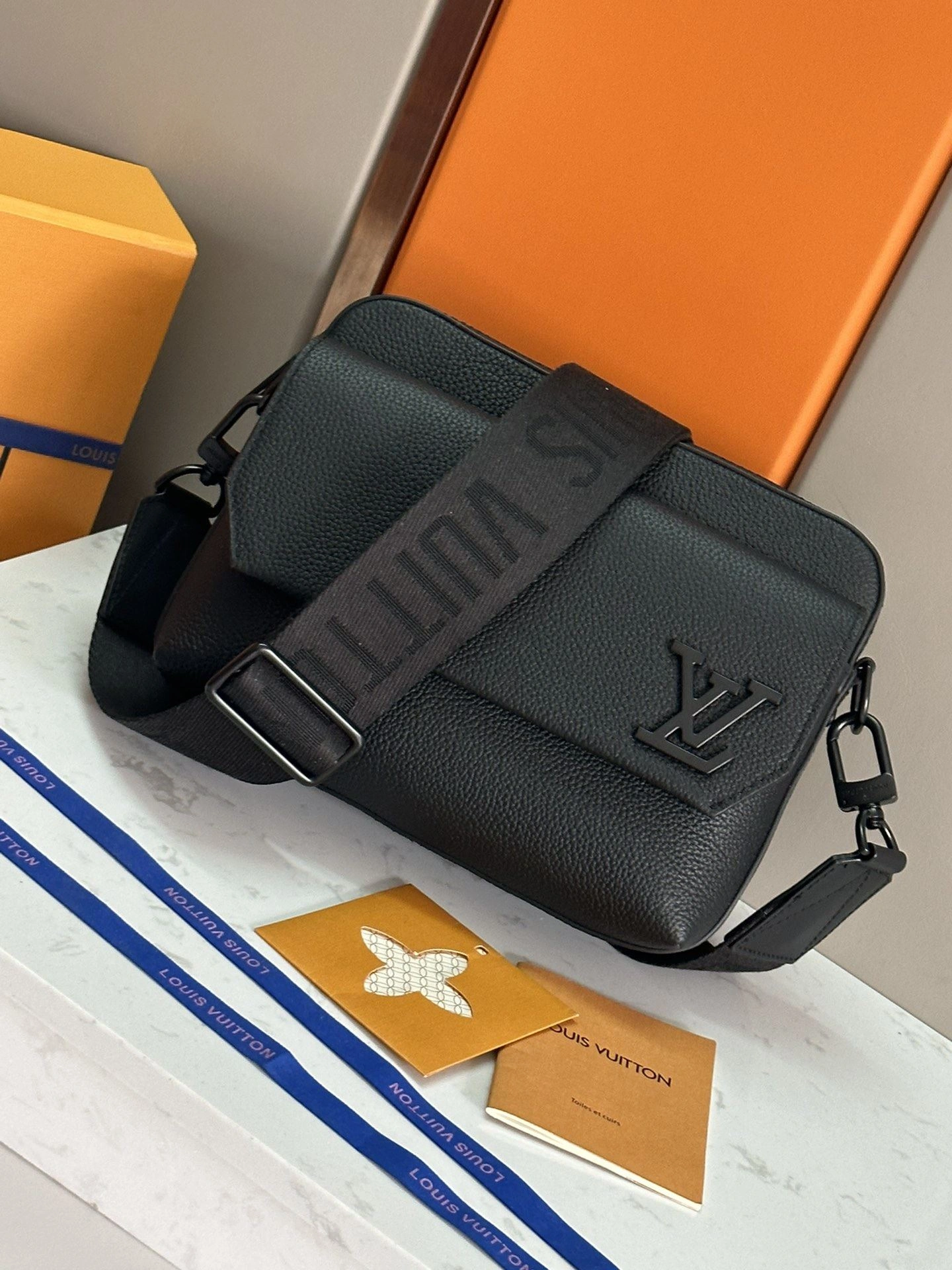 Fashionable Mens Louis Vuitton Satchel Bags 91695