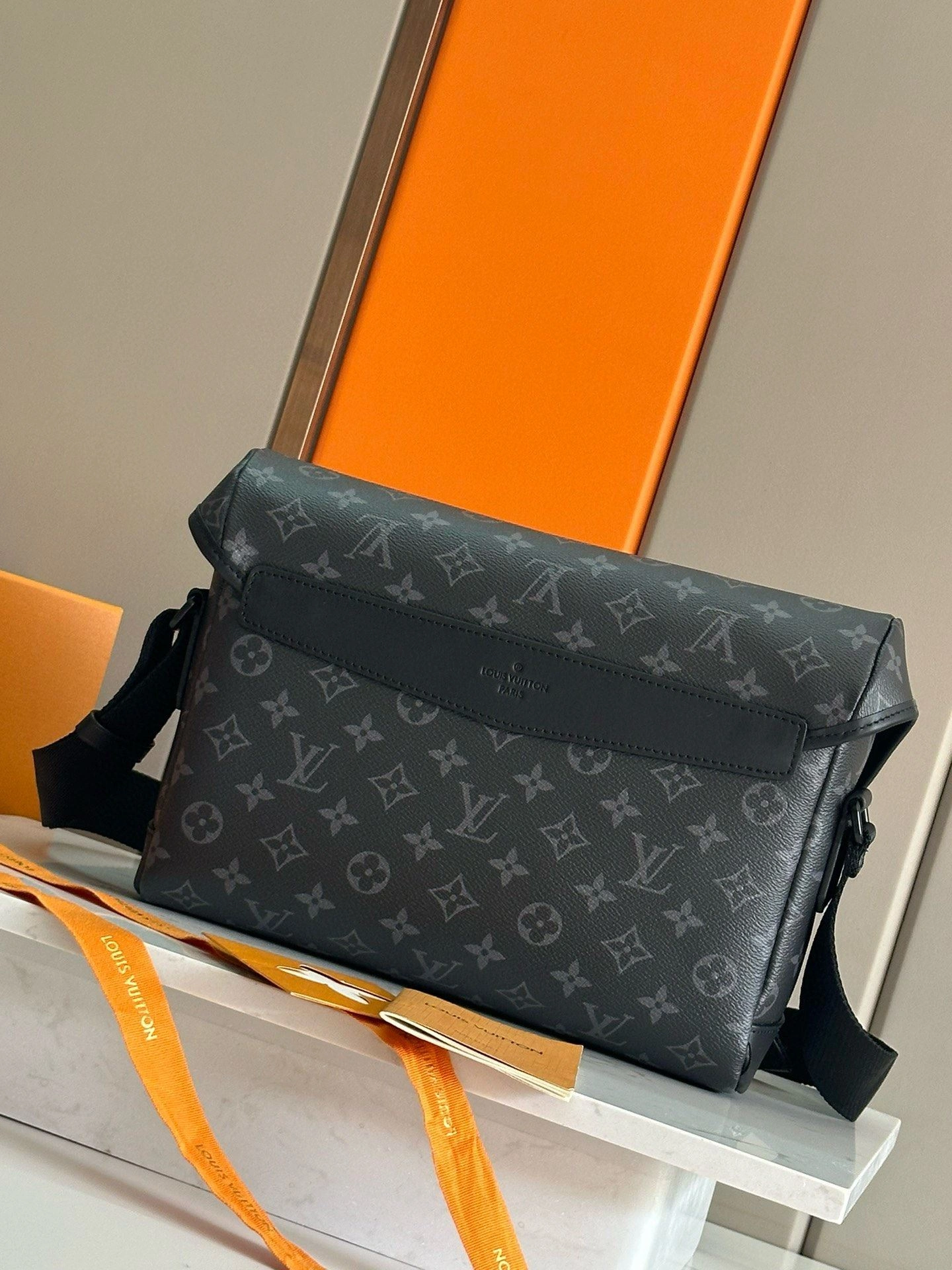 Mens Louis Vuitton Satchel Bags Chic 91682