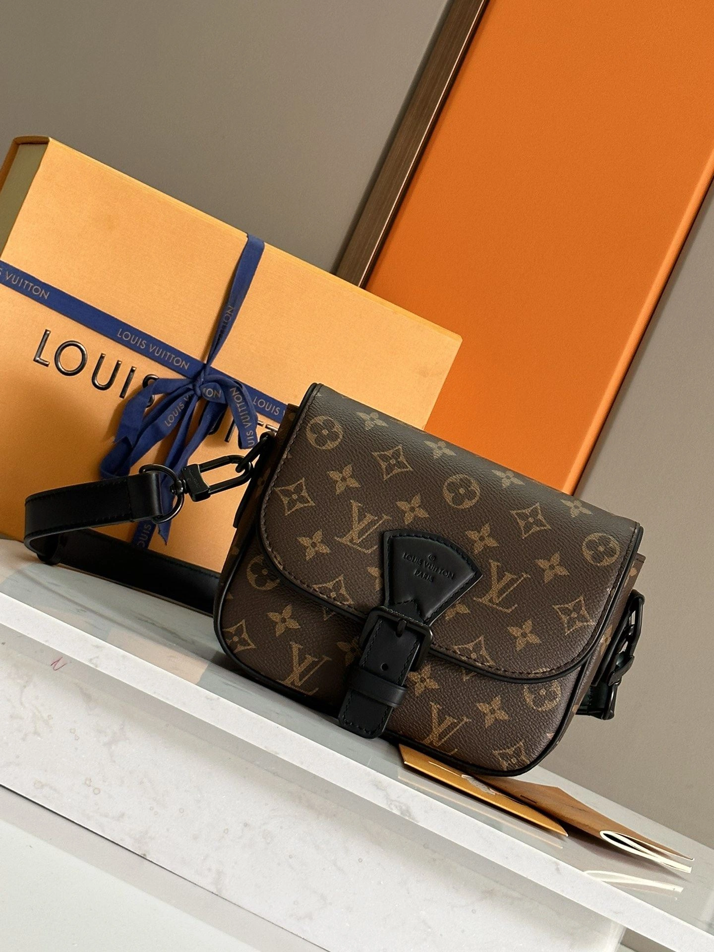 Mens Louis Vuitton Satchel Bags ComfortFit 91681