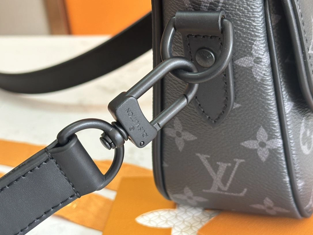 Mens Louis Vuitton Satchel Bags Efficient 91694