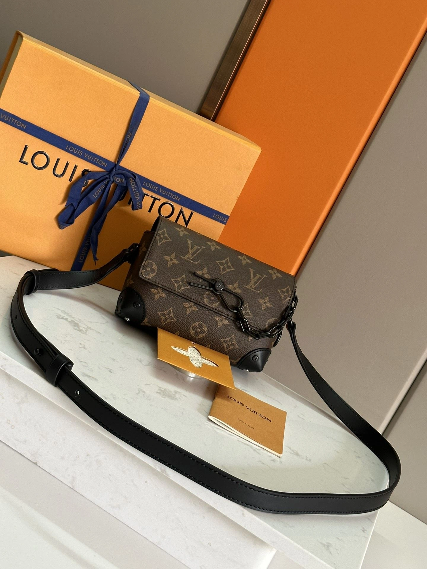 Reliable Mens Louis Vuitton Satchel Bags 91692
