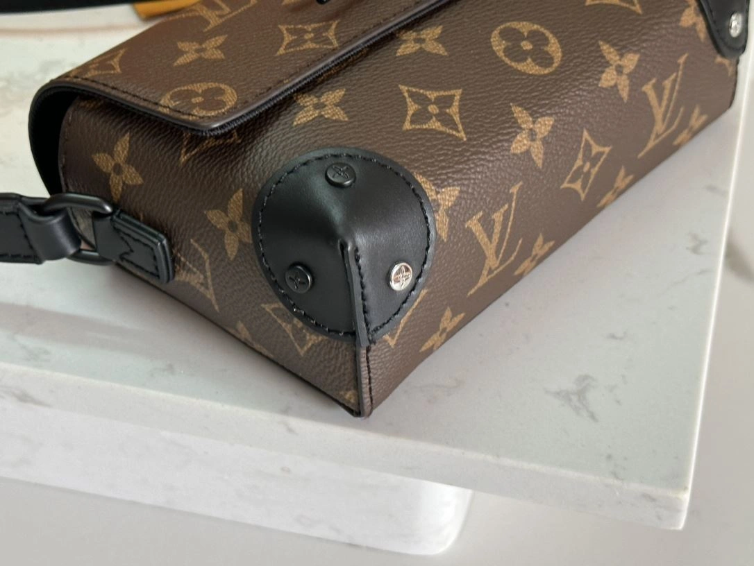 Reliable Mens Louis Vuitton Satchel Bags 91692