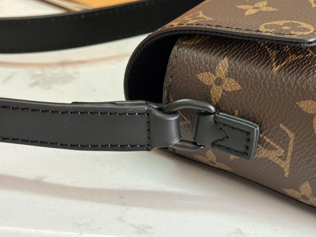 Reliable Mens Louis Vuitton Satchel Bags 91692