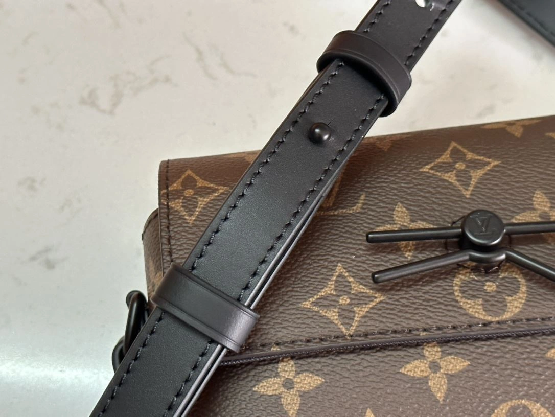 Reliable Mens Louis Vuitton Satchel Bags 91692