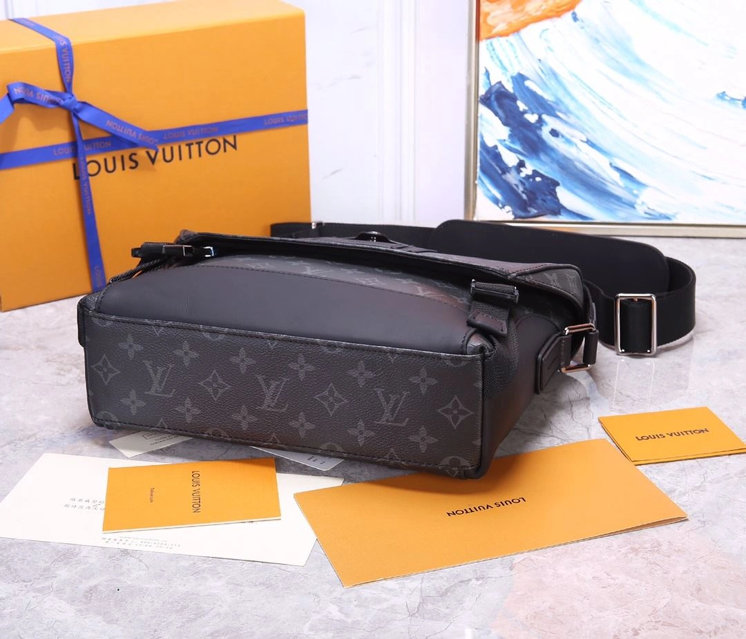 Mens Louis Vuitton Satchel Bags Seasonal 91802