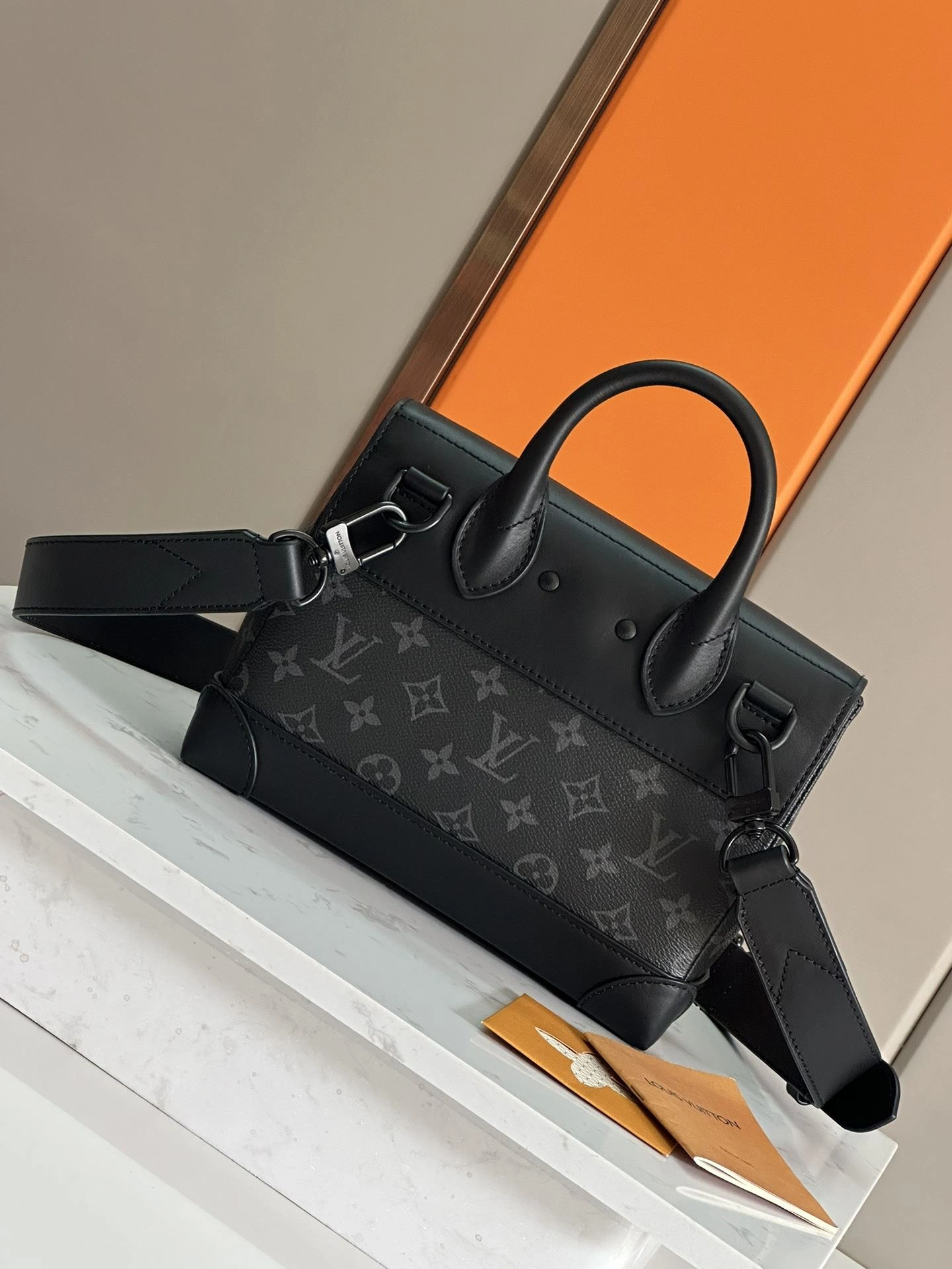 DailyWear Mens Louis Vuitton Satchel Bags 91717
