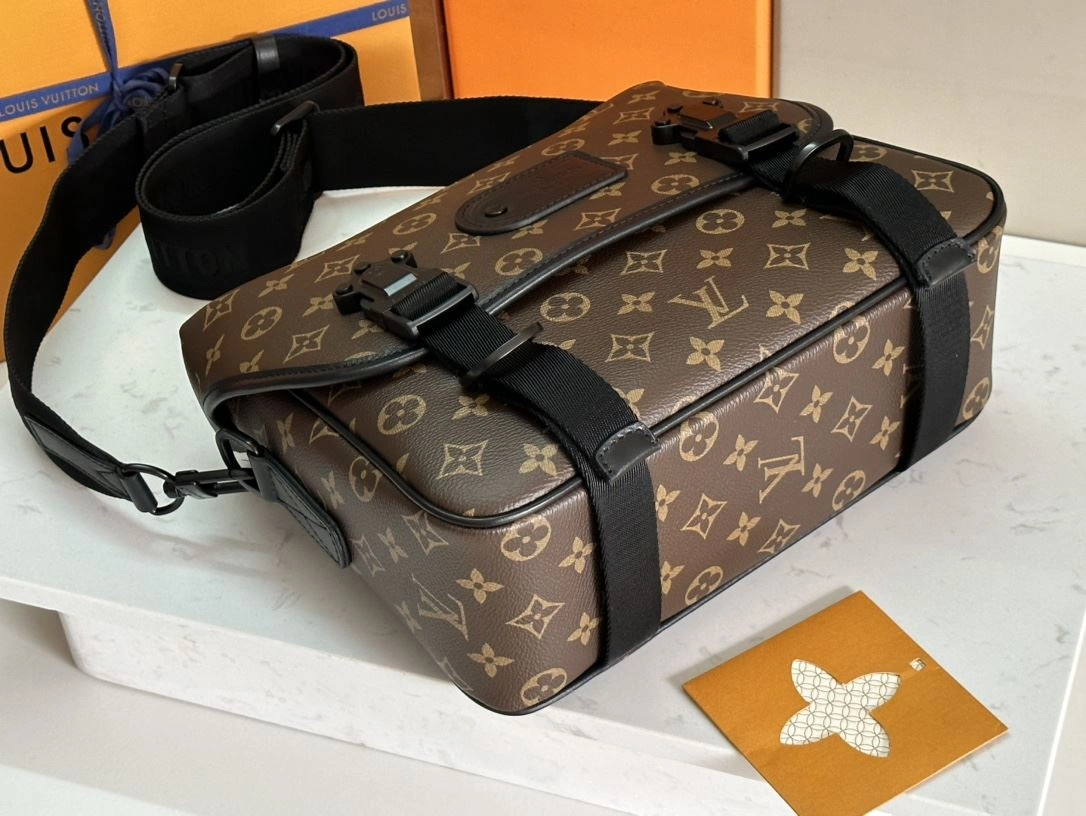 Mens Louis Vuitton Satchel Bags Chic 91676