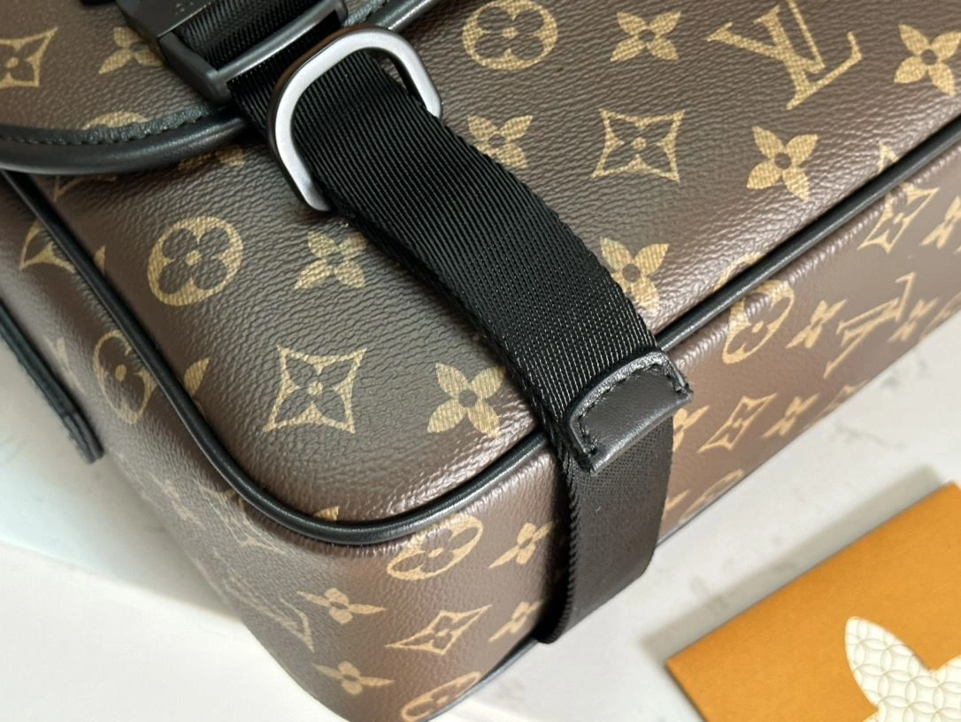 Mens Louis Vuitton Satchel Bags Chic 91676