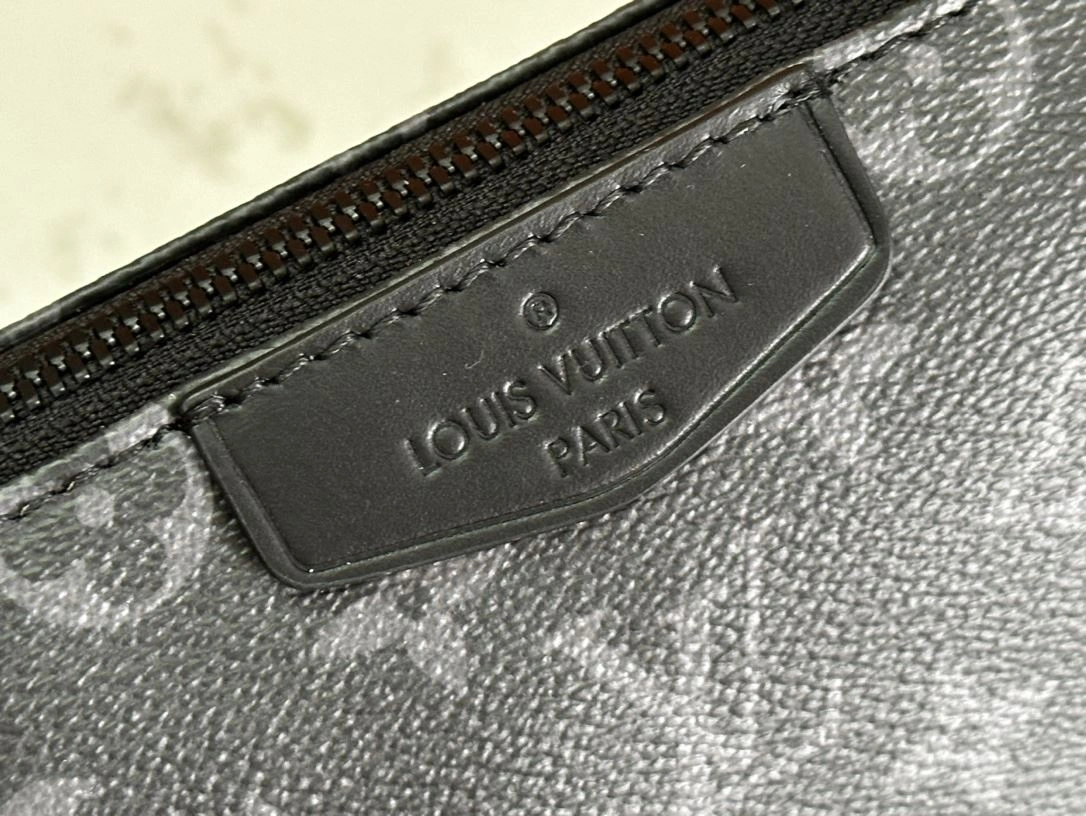 Minimalist Mens Louis Vuitton Satchel Bags 91674