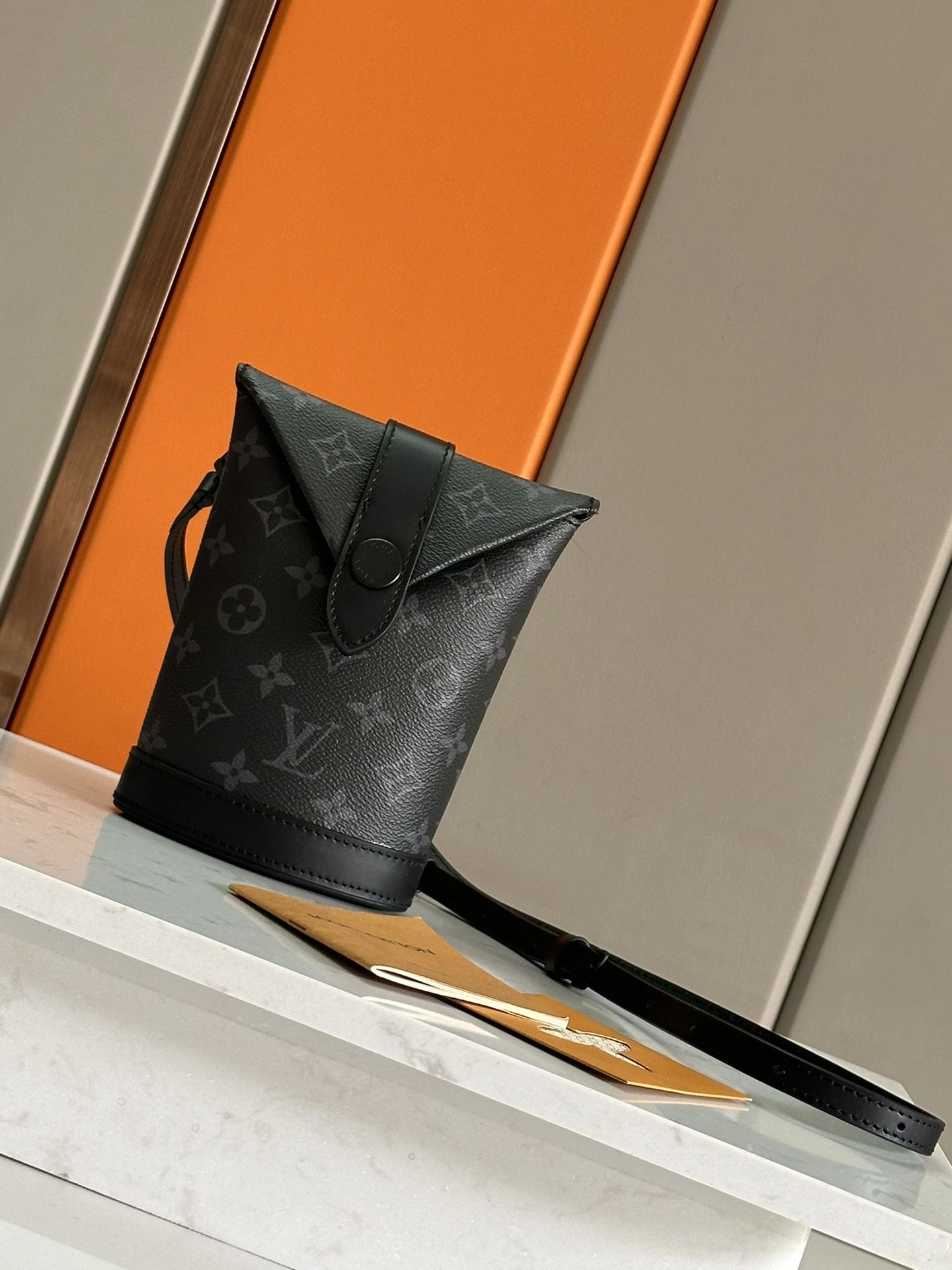 Mens Louis Vuitton Satchel Bags Minimalist 91673