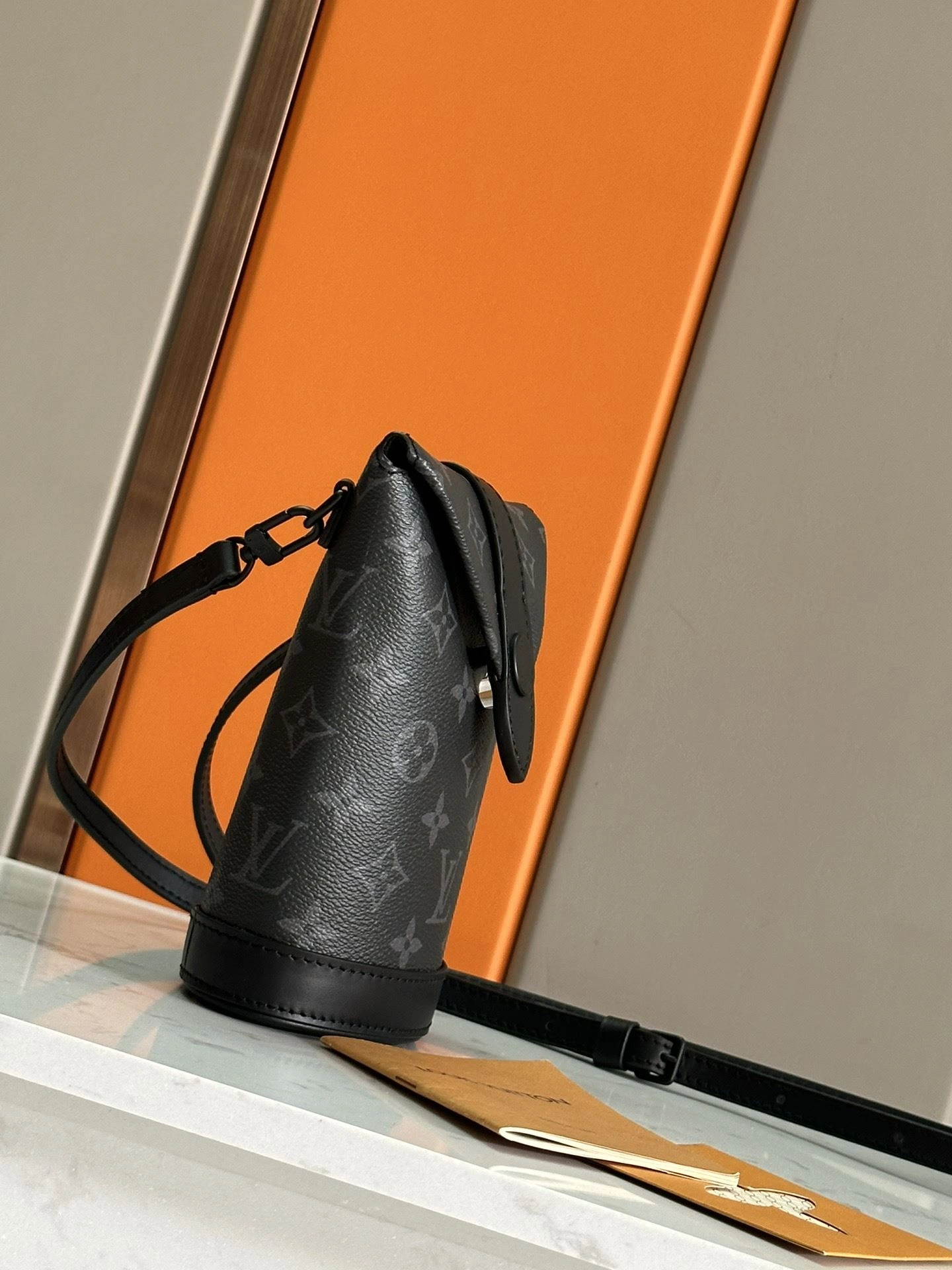 Mens Louis Vuitton Satchel Bags Minimalist 91673
