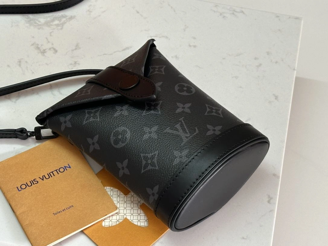 Mens Louis Vuitton Satchel Bags Minimalist 91673