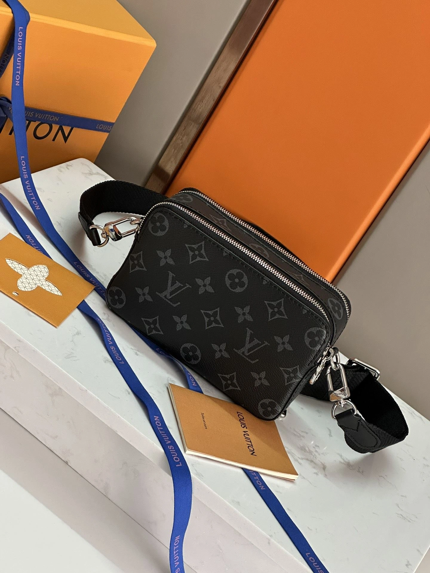 Mens Louis Vuitton Satchel Bags Stretchable 91688
