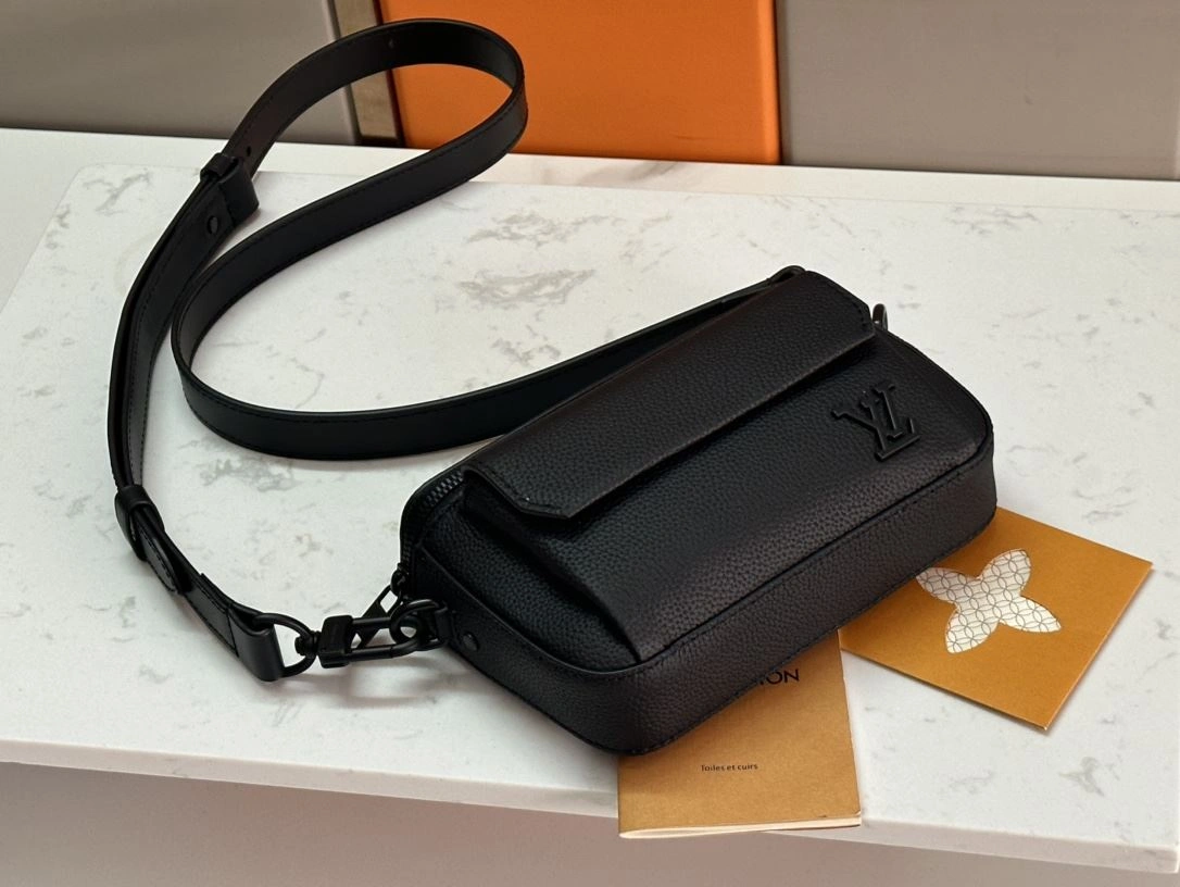Mens Louis Vuitton Satchel Bags Efficient 91665