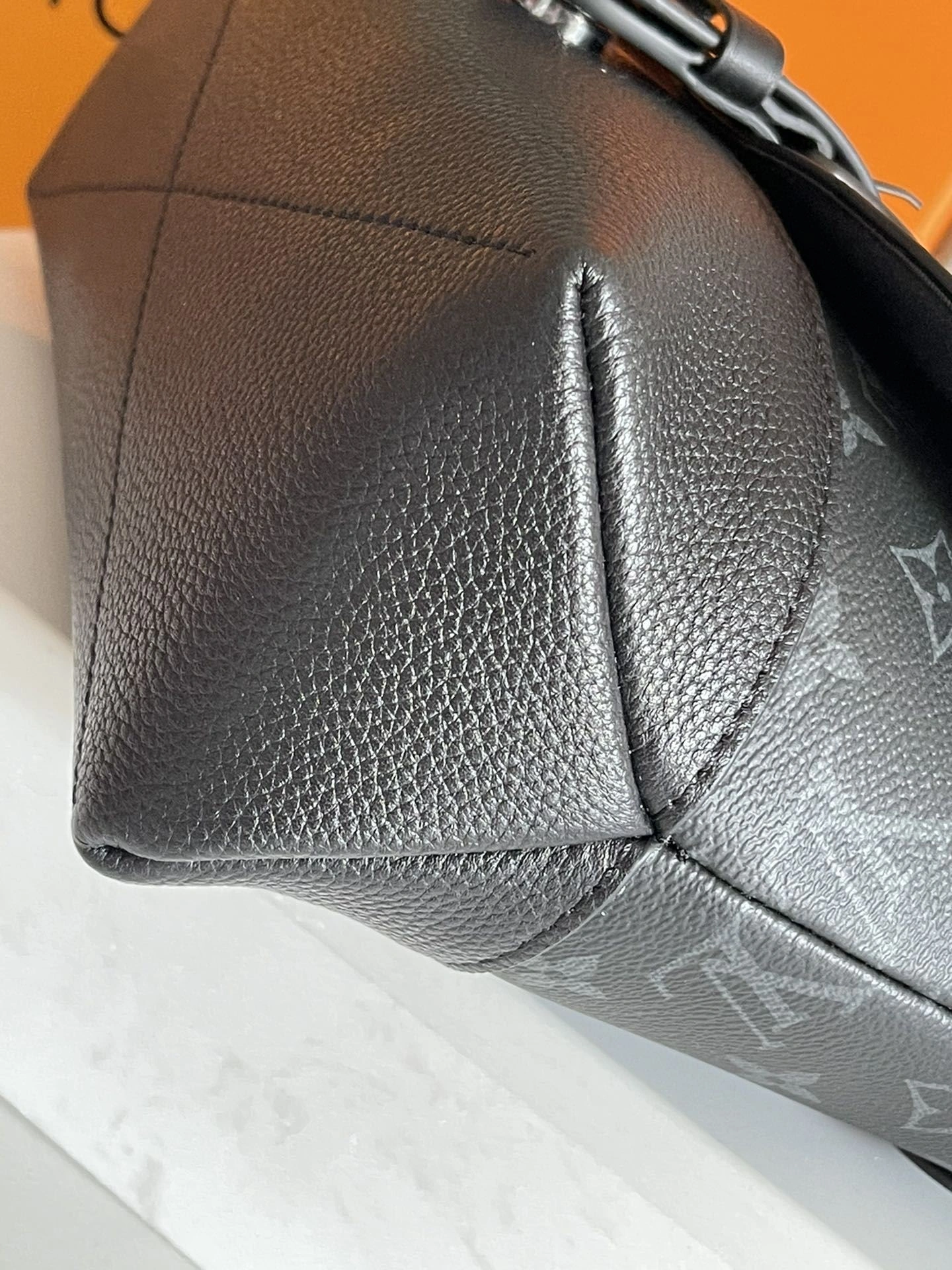 Sleek Mens Louis Vuitton Satchel Bags 91657