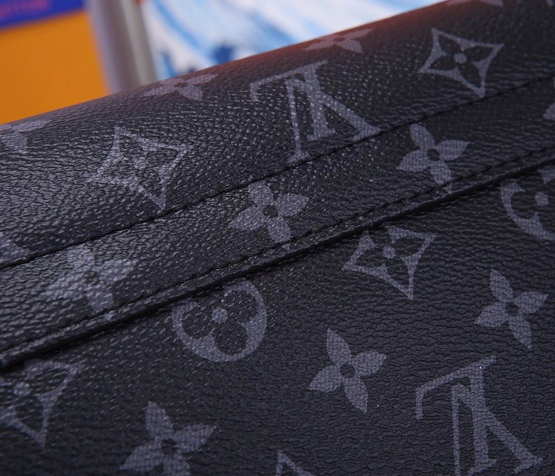 Mens Louis Vuitton Satchel Bags Sustainable 91684