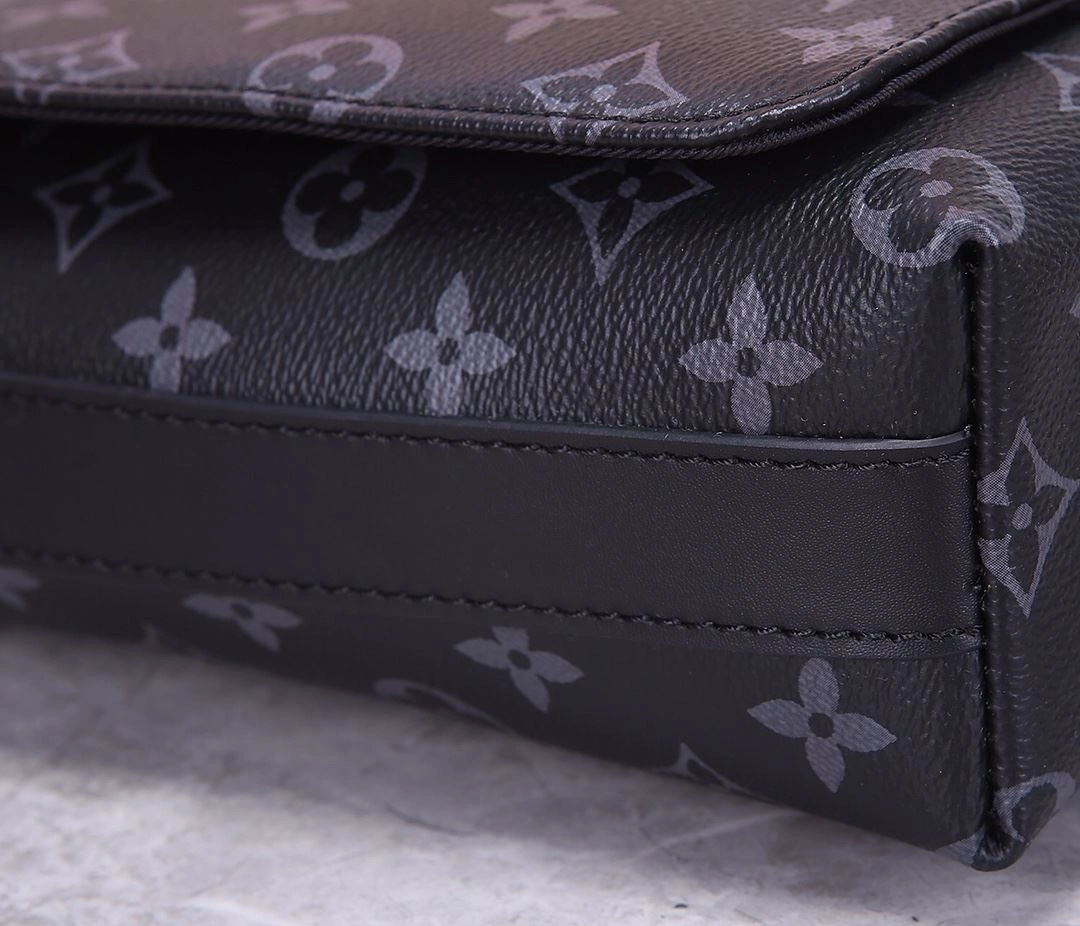 Mens Louis Vuitton Satchel Bags Sustainable 91684