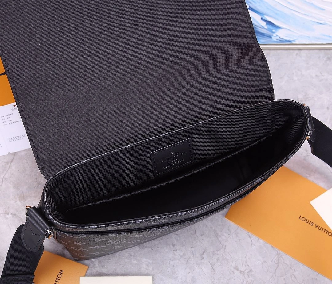 Mens Louis Vuitton Satchel Bags Sustainable 91684